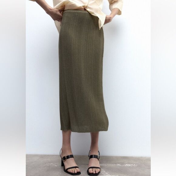 ZARA HEELED LEATHER SANDALS WITH BUCKLE - Picture 4 of 10